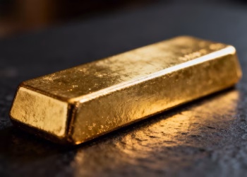 Lingot d'or sur fond sombre