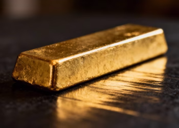 Lingot d'or sur fond sombre