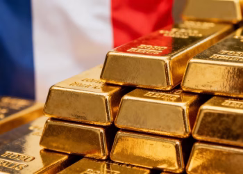 Lingots d'or et drapeau français