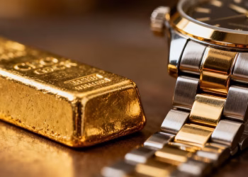Barre d'or et montre de luxe