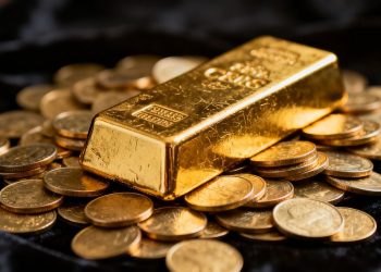Barre d'or et pièces d'or