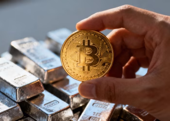 Pièces d'or et d'argent, investissement dans les métaux précieux.