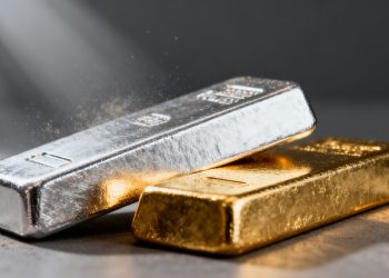 Barres de platine et d'or côte à côte.