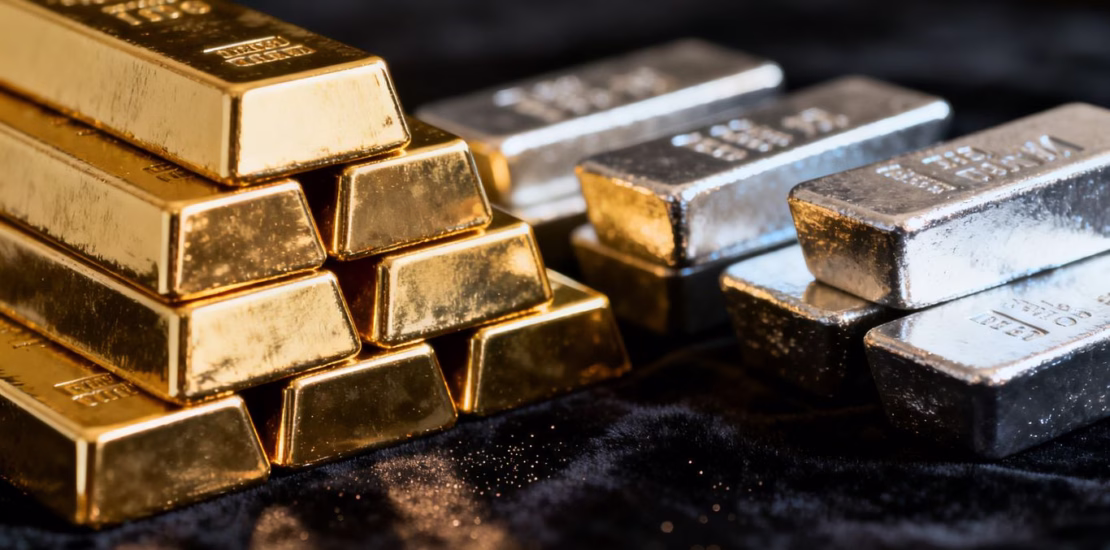 Lingots d'or et de palladium brillants.