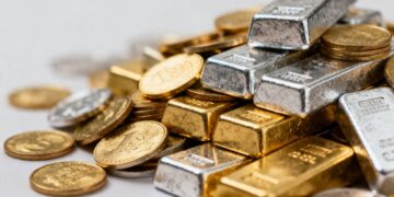 银币、金币和金锭