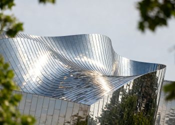 Extérieur de la Philharmonie de Paris