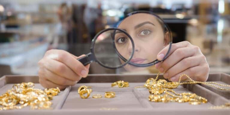 Prendre rendez-vous pour estimer bijoux en or