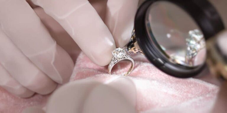 Évaluer le prix d'une bague