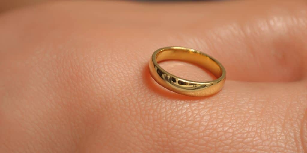Les bijoux en or peuvent-ils provoquer des allergies cutanées