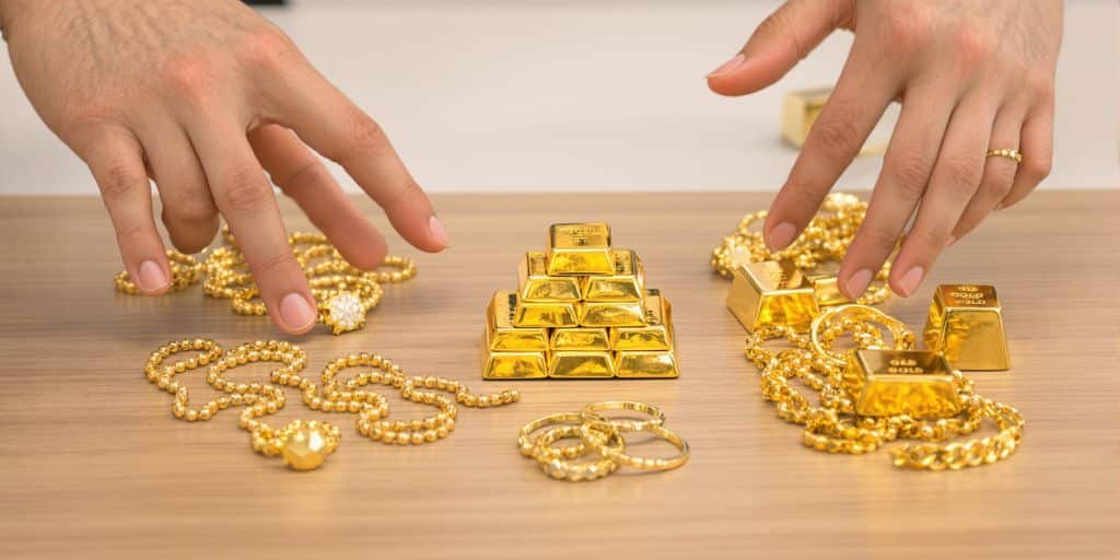 Est-ce plus rentable de vendre mon or à plutôt qu’au Crédit Municipal