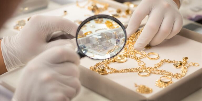 Expert avant vente de bijoux en or