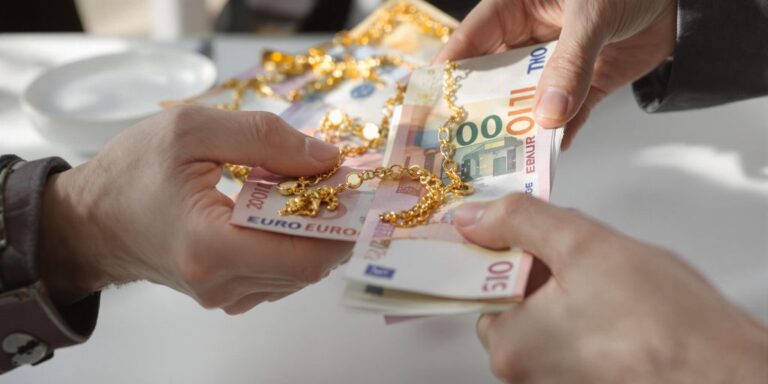 Combien de temps faut-il pour recevoir le paiement après la vente de mon bijou