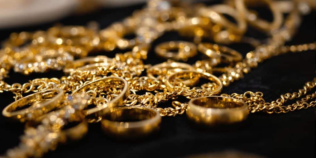 Estimer la valeur de vos bijoux en or