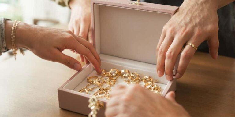 Plusieurs héritiers veulent bijoux