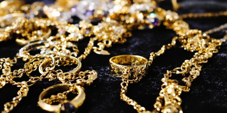 Peut-on vendre ses bijoux en or sans facture ni certificat