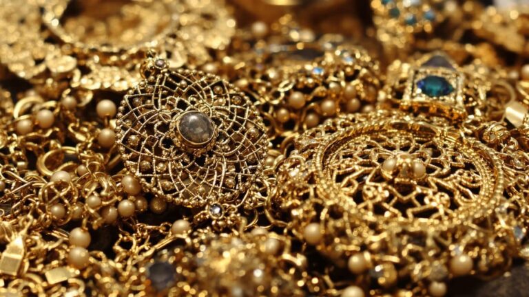 Les bijoux anciens en or ont-ils des certificats