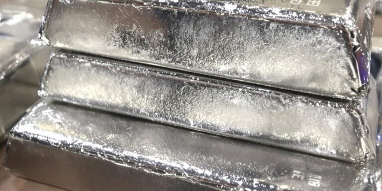 Les certifications de pureté à connaître avant d’acheter de l’argent