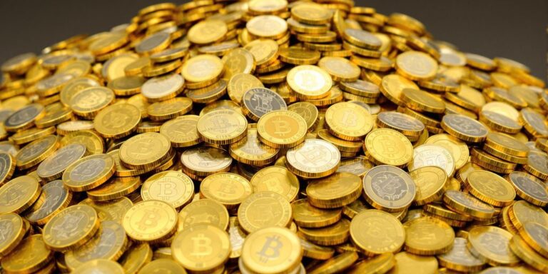 Faut-il privilégier les achats groupés pour investir dans l'argent
