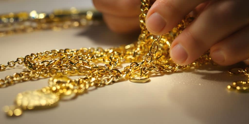 Obtenir des subventions pour un atelier de bijoux en or