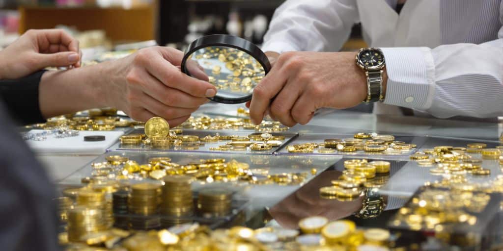 Est-ce que les bijoutiers ou comptoirs d’or rachètent mieux que le Crédit Municipal