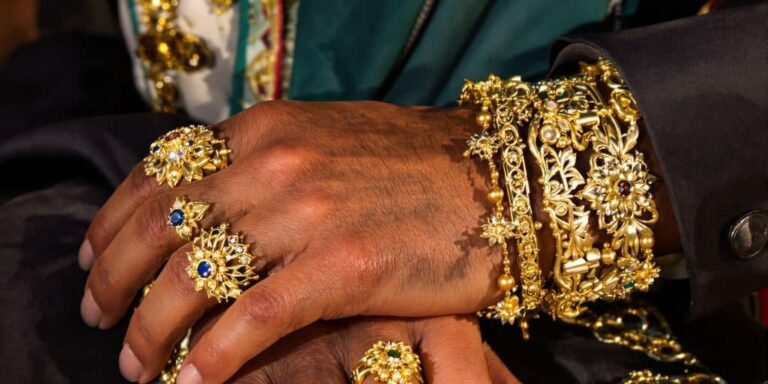 L'assurance bijoux or couvre-t-elle les bijoux portés