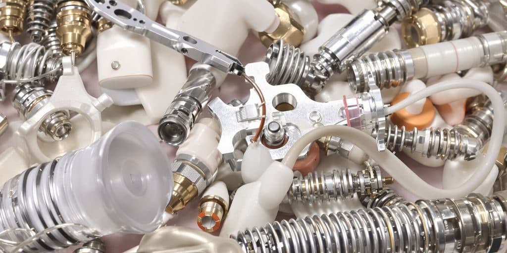 Or médical : implants et dispositifs thérapeutiques