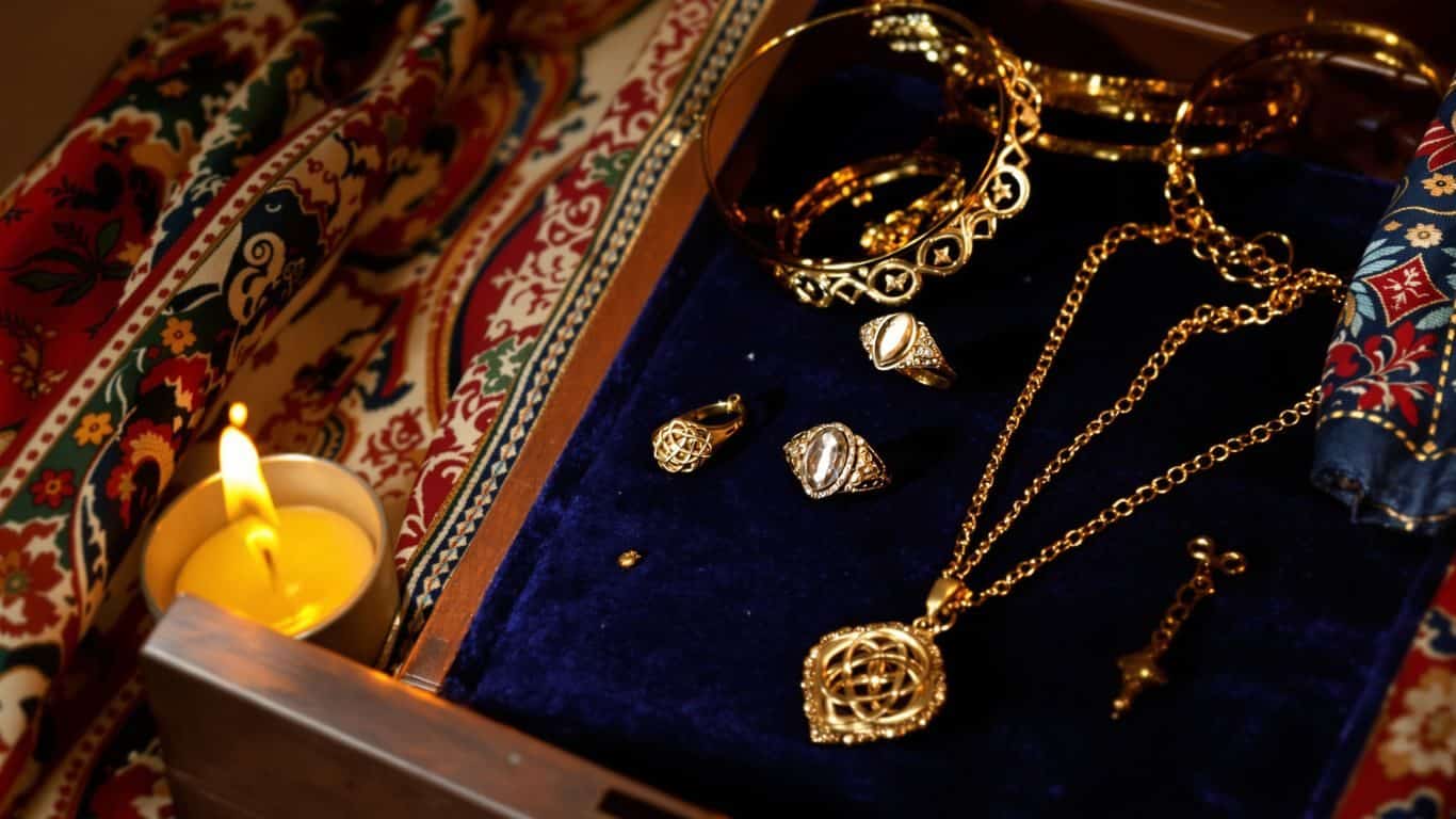 Bijoux en or : symbolique et significations cachées
