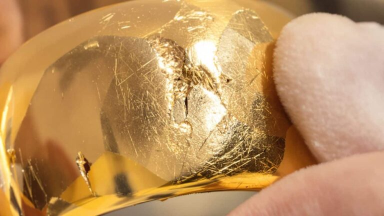 Restaurer des bijoux en or endommagés