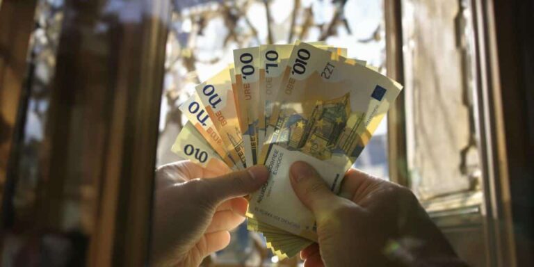 Peut-on transmettre de l’argent en héritage facilement