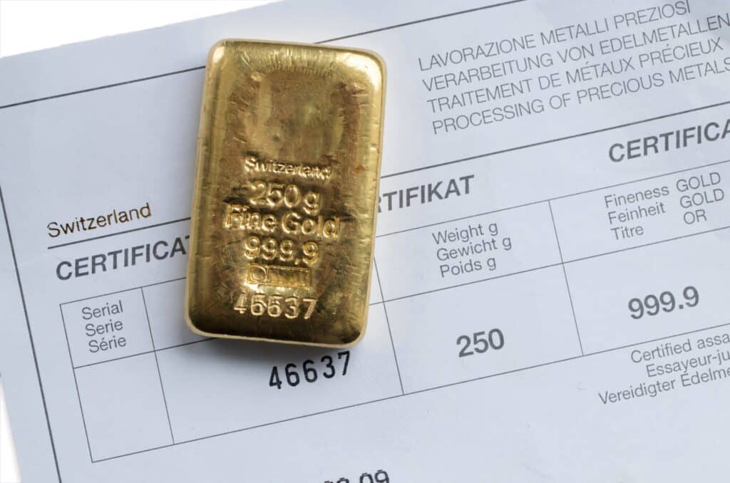 Lingot d’or avec son certificat