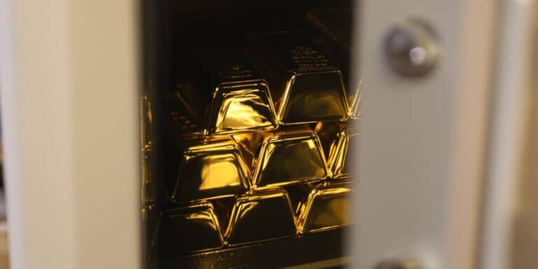 Est-il sécurisé de garder des lingots d'or à la maison