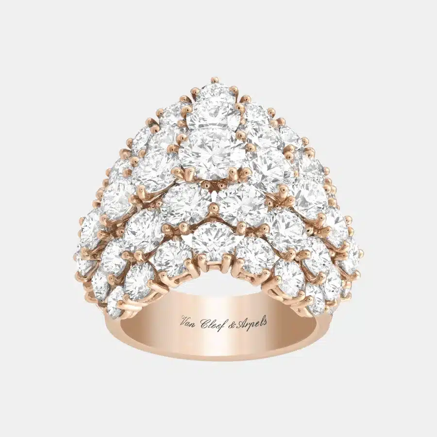 Bague A Cheval Van Cleef & Arpels en or rose, diamant 9.56ct