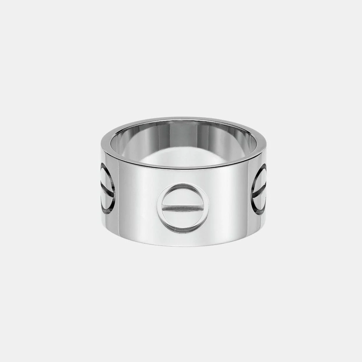 Bague Love Cartier en or gris, largeur 11 mm — photographie du modèle, cote d’occasion GOLDMARKET