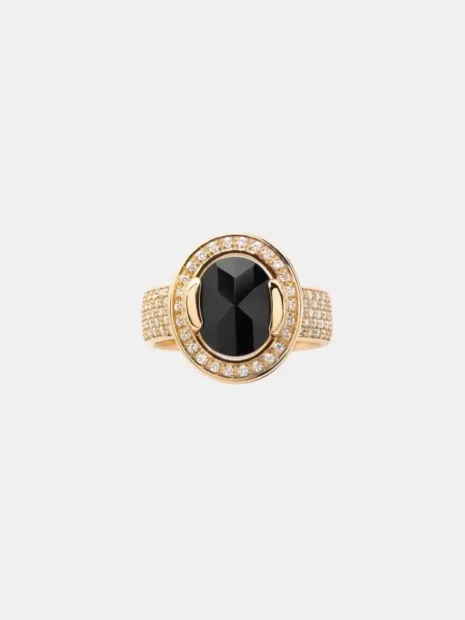 Bague Ma Préférence Poiray en or jaune, onyx 2.5ct — photographie du modèle, cote d’occasion GOLDMARKET