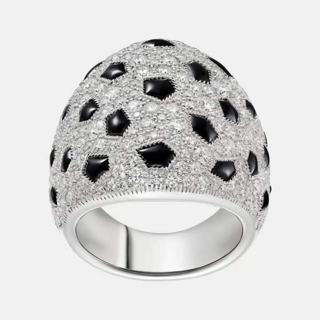 Bracelet Panthère Cartier en or jaune, bijou d’occasion en très bon état
