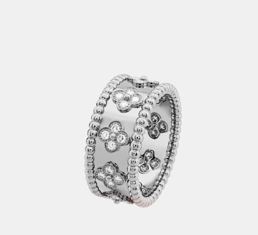 Bague Perlée Van Cleef & Arpels en or blanc, diamant 0.62ct
