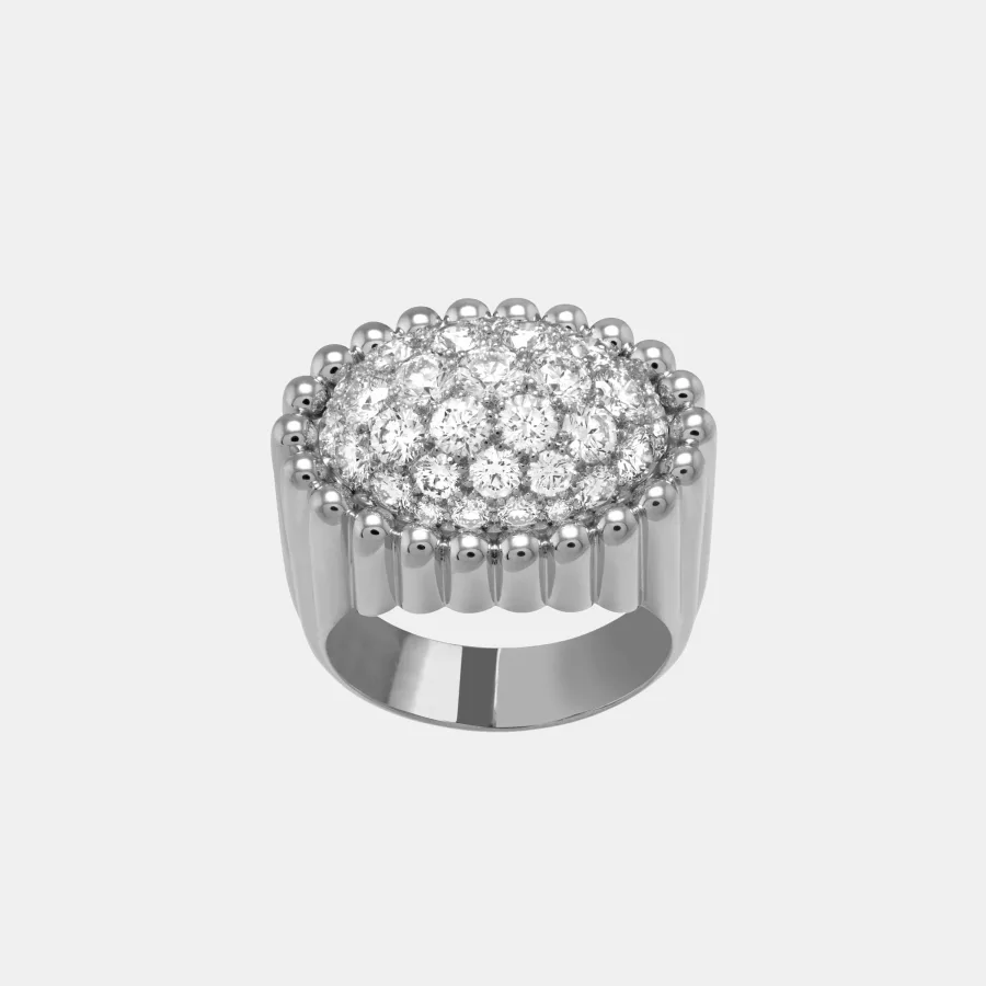 Bague Perlée Van Cleef & Arpels en or blanc, diamant 2.28ct — photographie du modèle, cote d’occasion GOLDMARKET