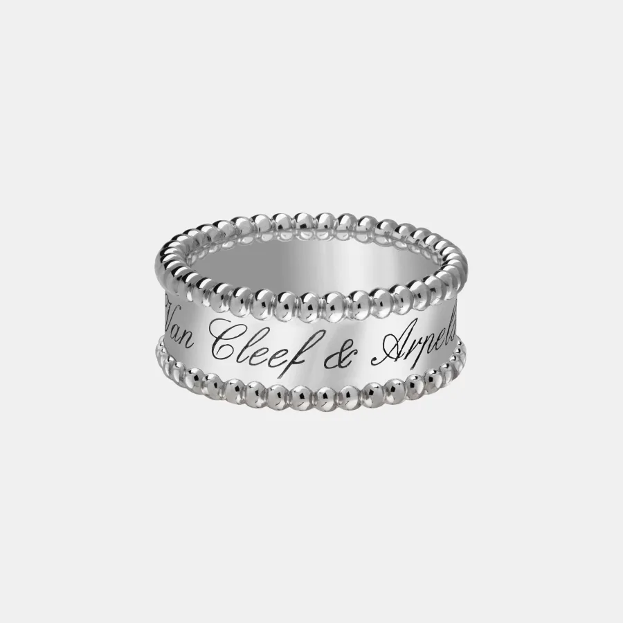 Bague Perlée Van Cleef & Arpels en or blanc
