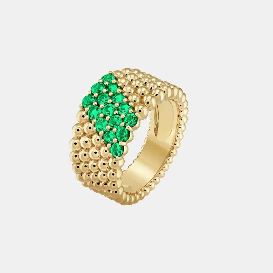 Bague Perlée Van Cleef & Arpels en or jaune, émeraude 0.69ct — photographie du modèle, cote d’occasion GOLDMARKET