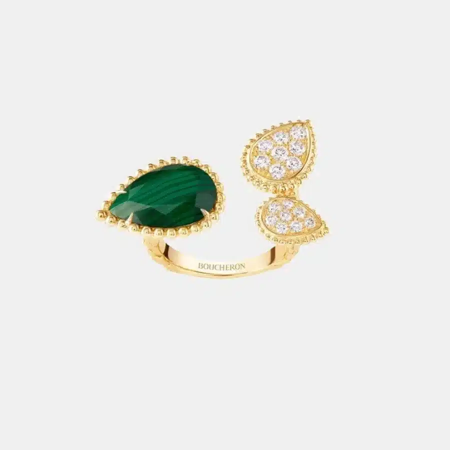 Bague Serpent Bohème Boucheron en or jaune, malachite 0.8ct, 3 motifs — photographie du modèle, cote d’occasion GOLDMARKET