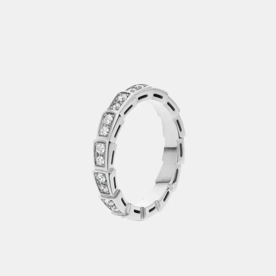 Bague Serpenti Viper Bulgari en or blanc, diamant 0.41ct — photographie du modèle, cote d’occasion GOLDMARKET