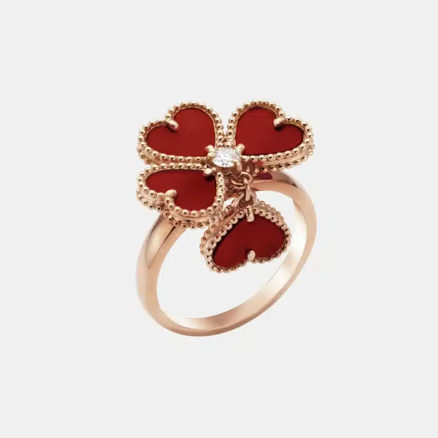 Bague Sweet Alhambra Van Cleef & Arpels en or rose, diamant 0.09ct