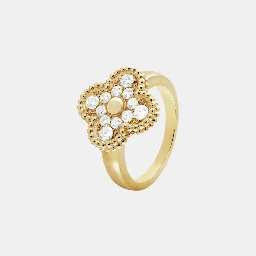 Bague Vintage Alhambra Van Cleef & Arpels en or jaune, diamant 0.48ct