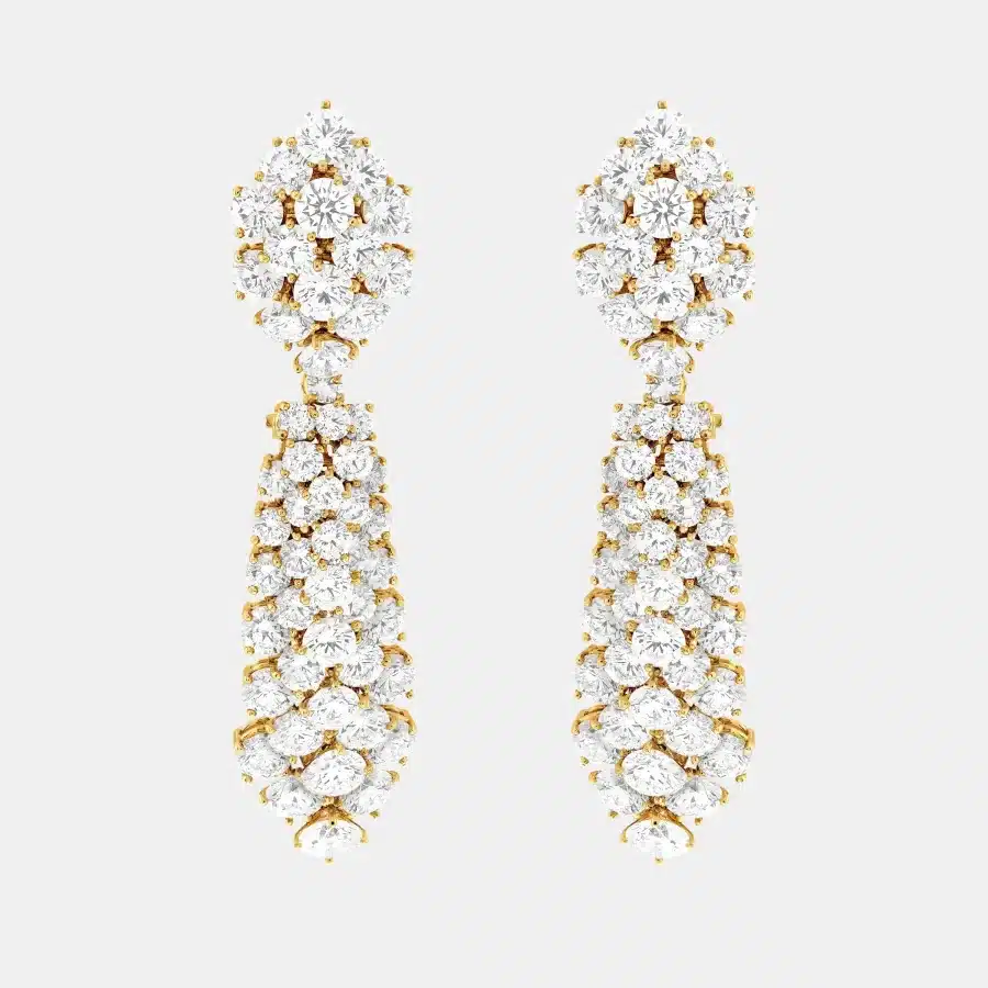 Boucles d’oreilles A Cheval Van Cleef & Arpels en or jaune, diamant 23.91ct