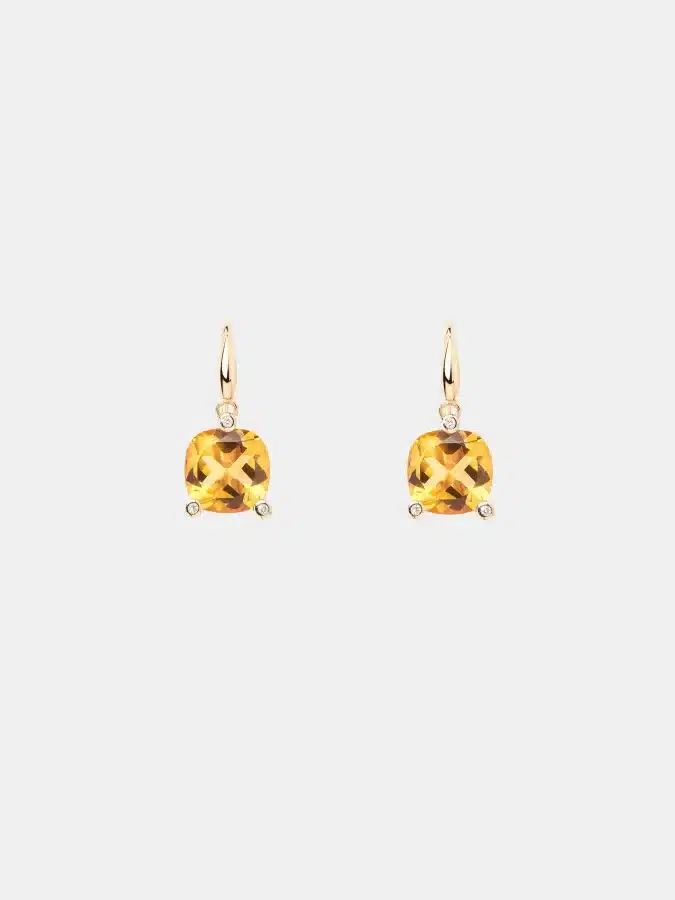 Boucles d'oreilles Filles Antik Poiray en or jaune, citrine 7.7ct — photographie du modèle, cote d’occasion GOLDMARKET
