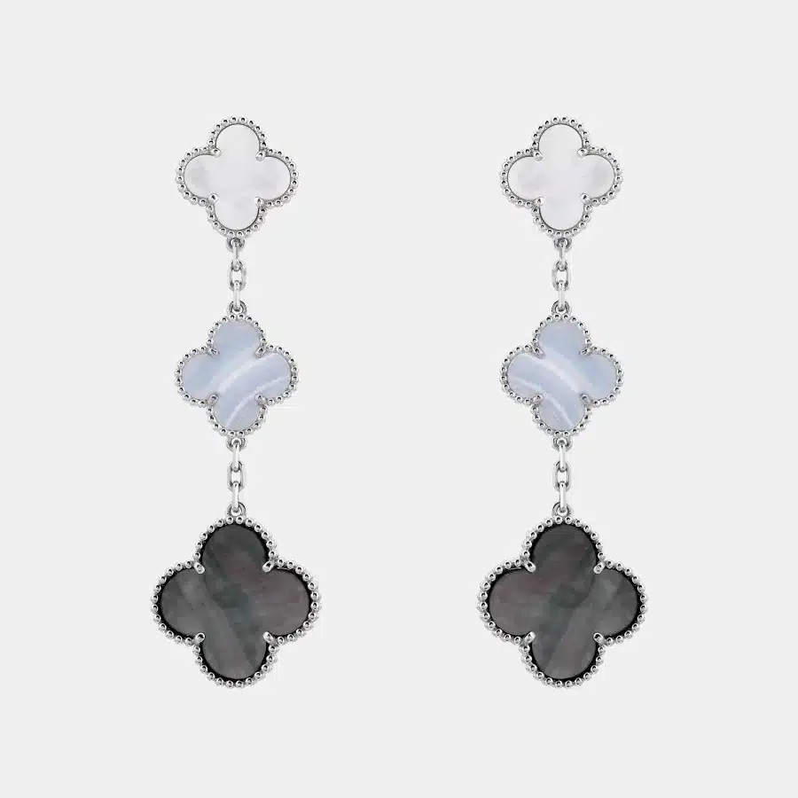 Boucles d'oreilles Magic Alhambra Van Cleef & Arpels en or blanc, mixte — photographie du modèle, cote d’occasion GOLDMARKET