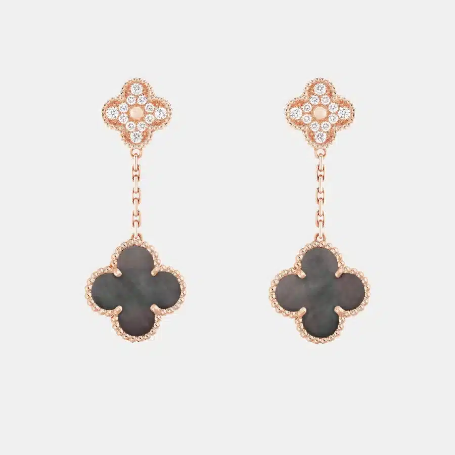 Boucles d'oreilles Magic Alhambra Van Cleef & Arpels en or rose, diamant 0.97ct — photographie du modèle, cote d’occasion GOLDMARKET
