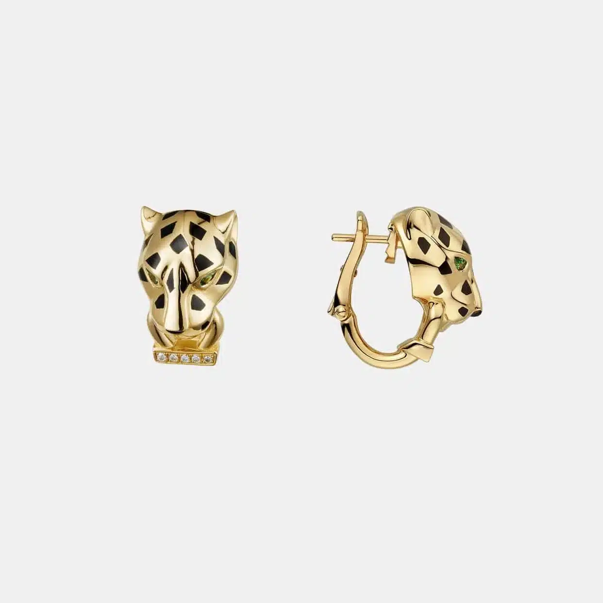 Boucles d'oreilles Panthère Cartier en or jaune, diamant — photographie du modèle, cote d’occasion GOLDMARKET