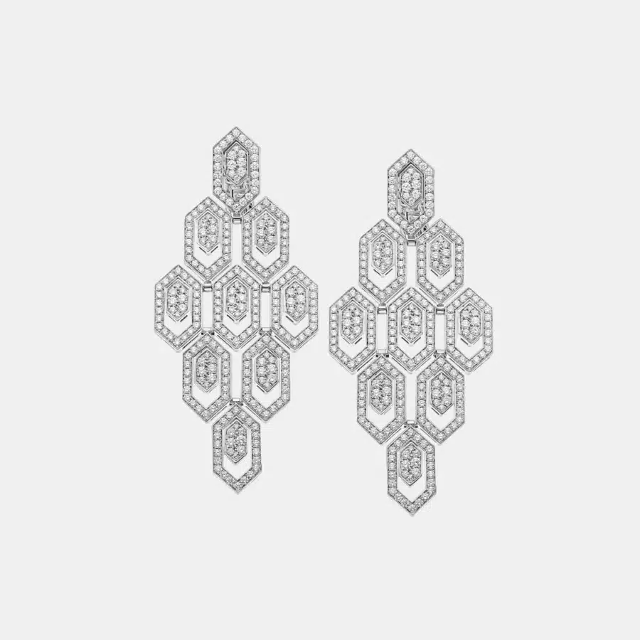 Boucles d’oreilles Serpenti Bulgari en or blanc, diamant 5.11ct