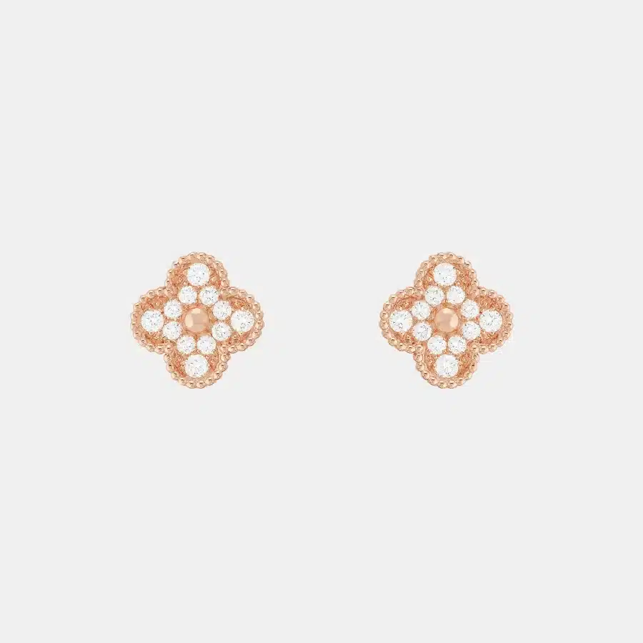 Boucles d'oreilles Vintage Alhambra Van Cleef & Arpels en or rose, diamant 0.97ct — photographie du modèle, cote d’occasion GOLDMARKET